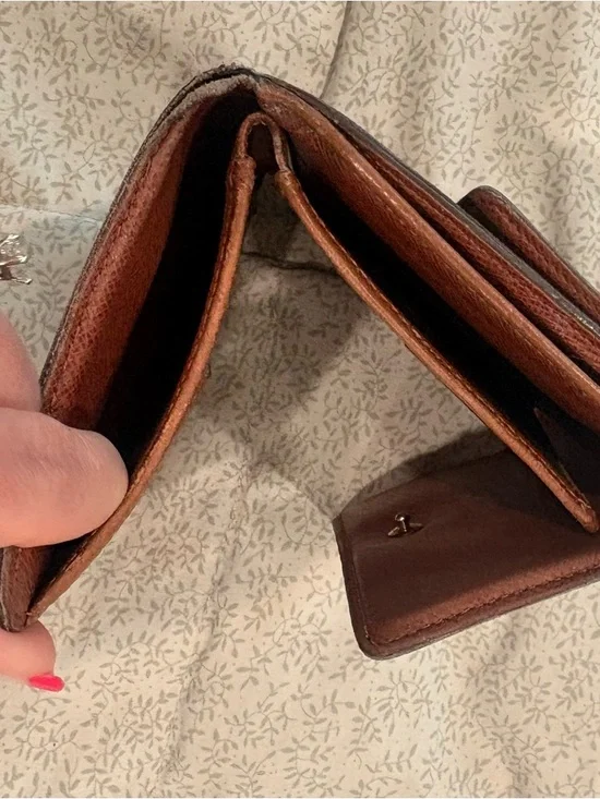 Authentic Vintage Louis Vuitton Monogram Compact Wallet - Picture 6 of 15